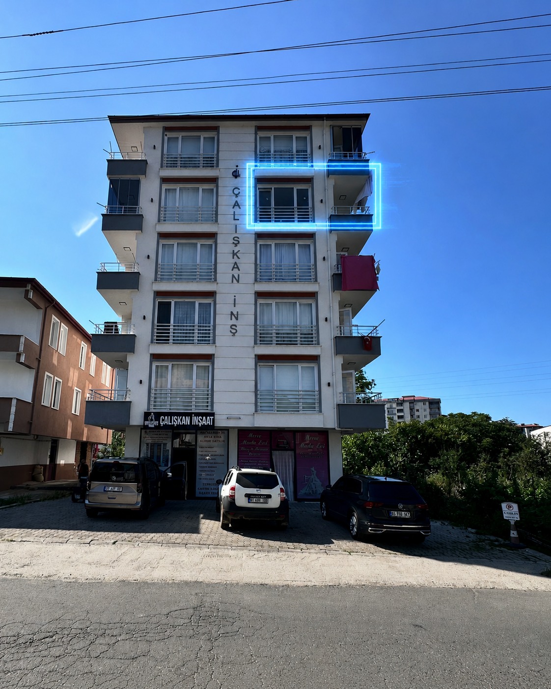MABEL'DEN İHSANİYE MAH GENİŞ - FERAH SATILIK DAİRE